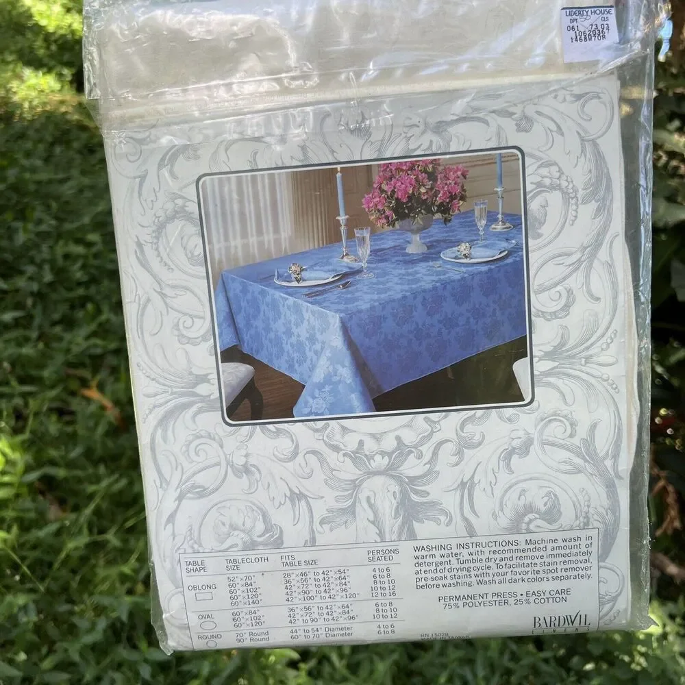 Vintage Rose Bouquet Tablecloth Damask 52”x 70” Oblong NWT Bardwil Linens